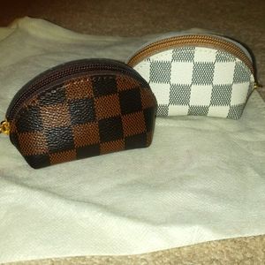 2 COIN PURSES